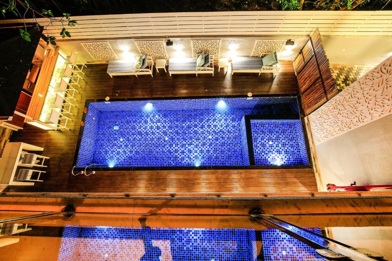 Fabhotel Casa Kiara With Pool Side Bar, Калангут Экстерьер фото